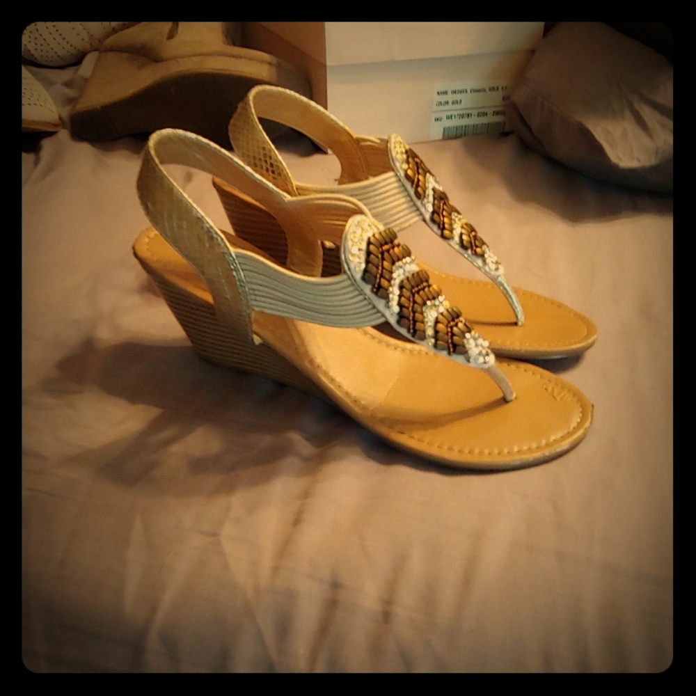 Wedge sandals